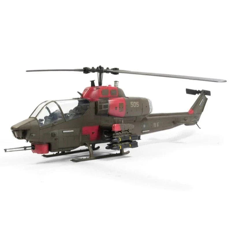AFV Club AF35S21 1/35 R.O.C. AH-1W Super Cobra Plastic Model Kit - Image 2