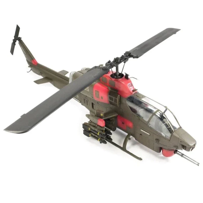 AFV Club AF35S21 1/35 R.O.C. AH-1W Super Cobra Plastic Model Kit - Image 3