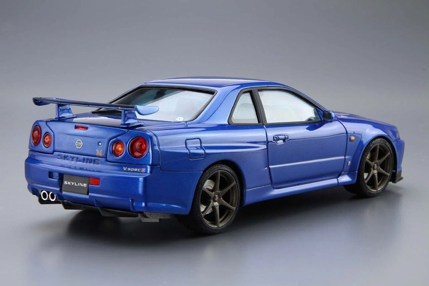 Aoshima 1/24 Nissan BNR34 Skyline GT-R V-SPEC II 2002 - Image 3
