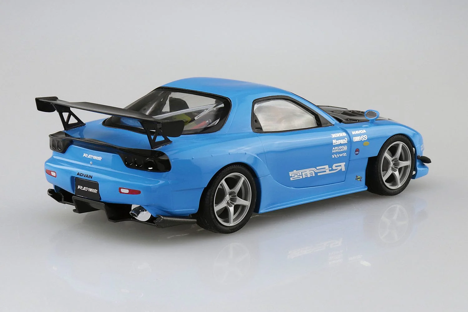 Aoshima 1/24 RE Amemiya FD3S RX-7 1999 - Image 3
