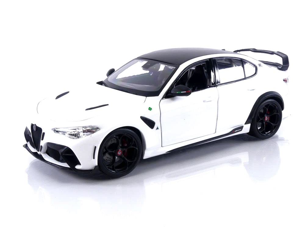 Bburago 1/18 2023 Alfa Romeo Giulia GTAM Trofeo White Diecast Model**