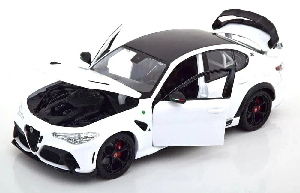 Bburago 1/18 2023 Alfa Romeo Giulia GTAM Trofeo White Diecast Model** - Image 2