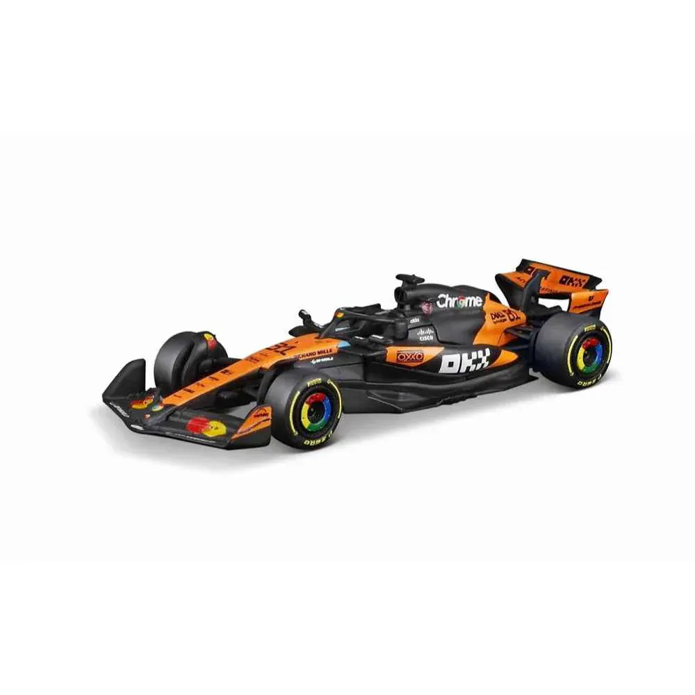 Bburago 1/64 2025 McLaren F1 MCL39 #81 Oscar Piastri Diecast Model - Image 2