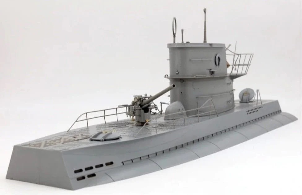 Border Model 1/35 DKM Type VII-C U-Boat Plastic Model Kit [BS-001] - Image 2