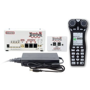 Digitrax Evolution Express Advanced 5/8 Amp Starter Set - AU