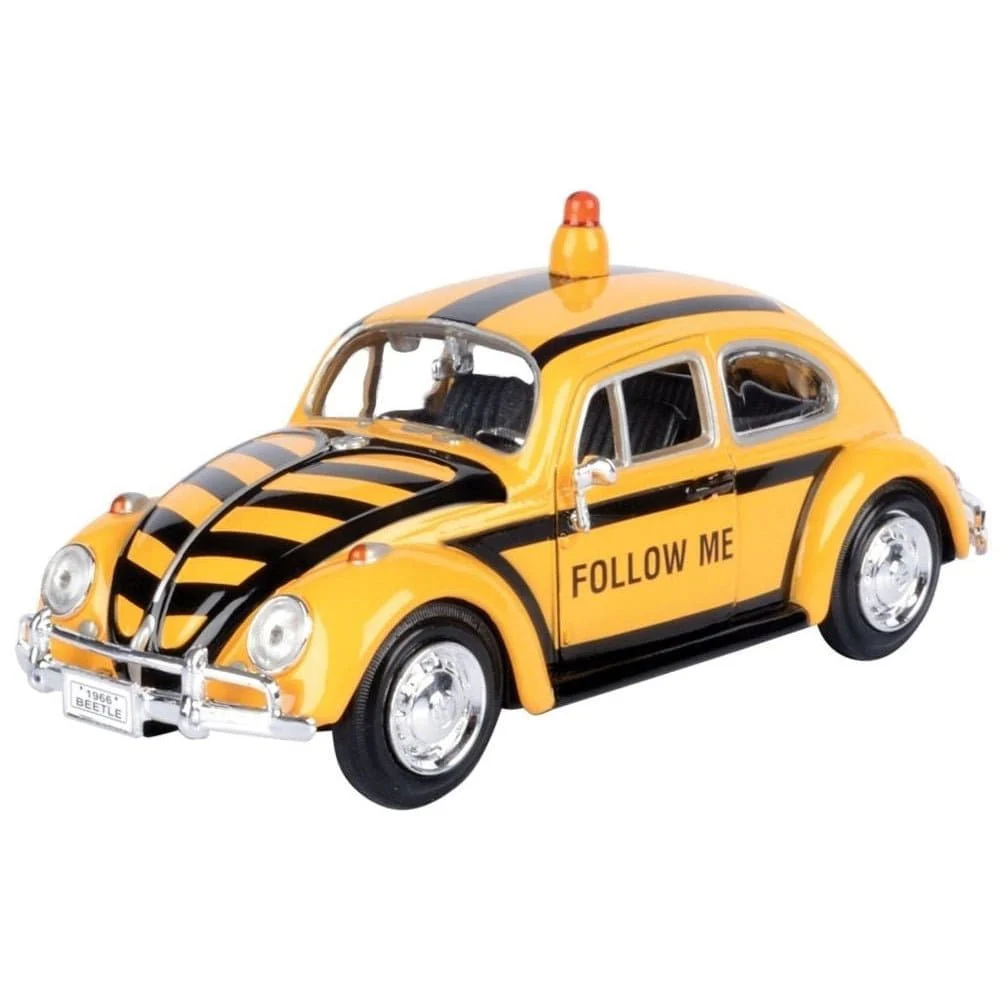 Motor Max 1/24 1966 VW Classic Beetle Airport Follow Me Service Diecast Model