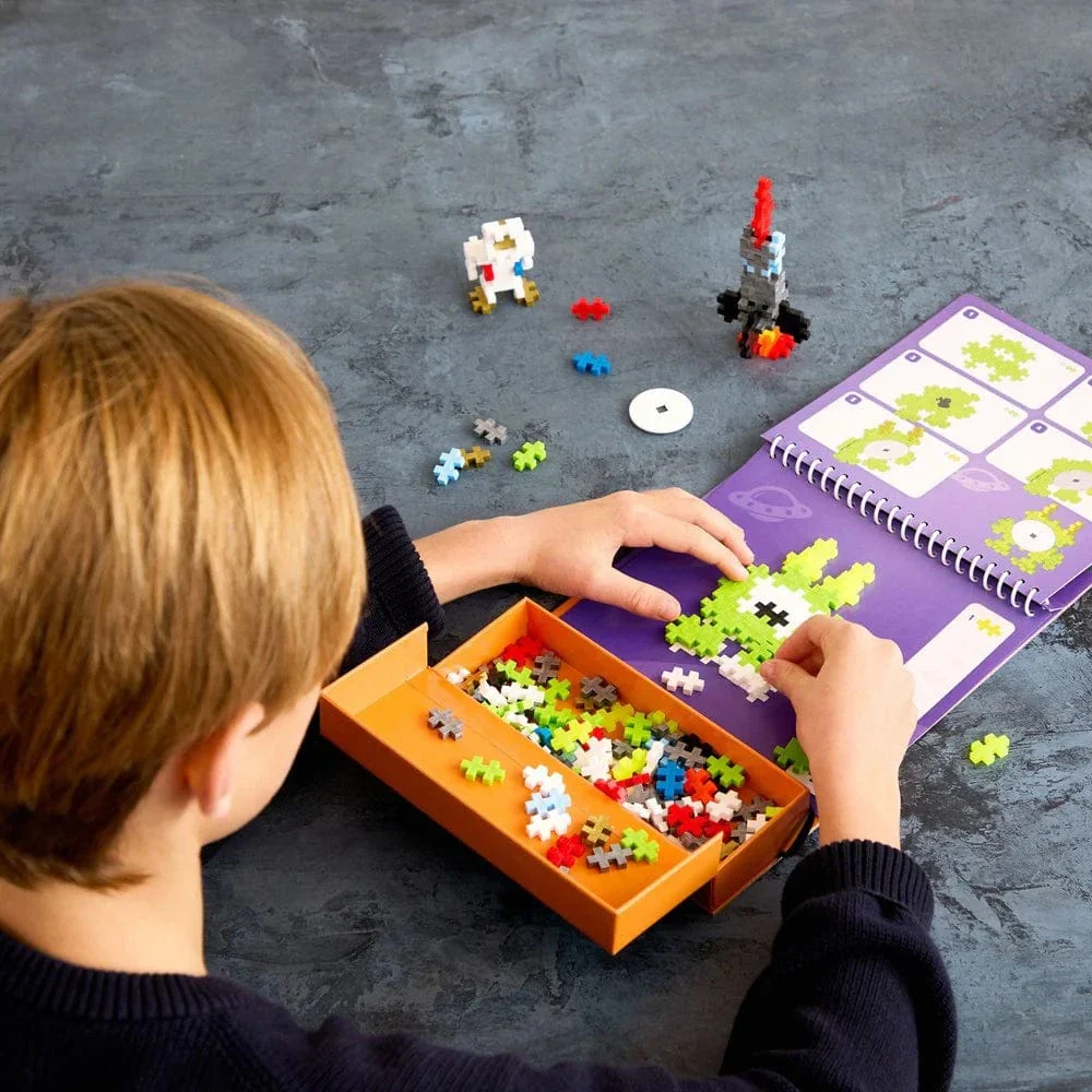 Plus-Plus - Activity Pad - Space** - Image 2