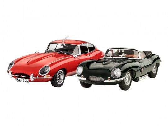Revell 5667 1/24 100 Years Jaguar Plastic Model Starter Set - Image 2