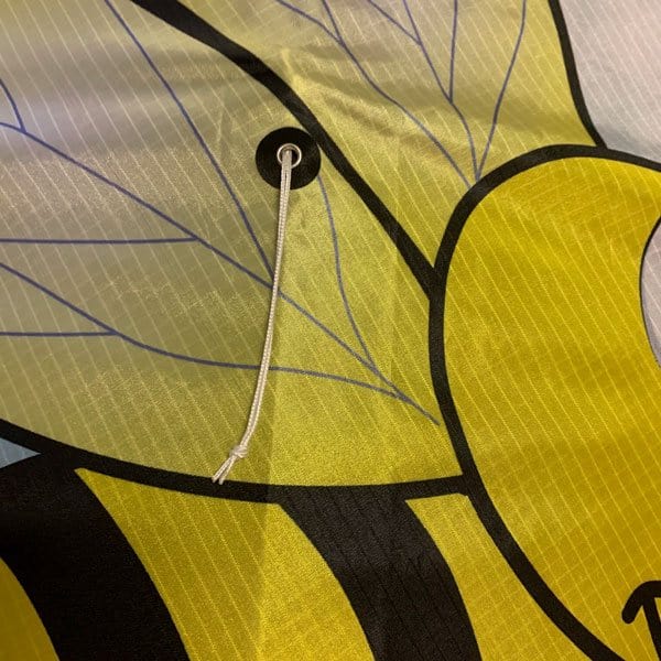 Ocean Breeze Bumble Bee Single String Kite - Image 6